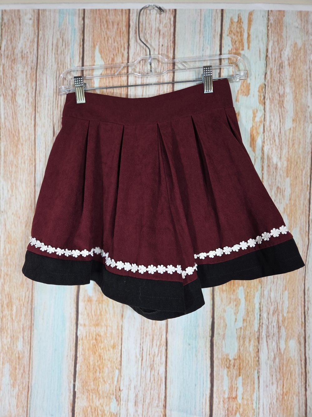 Tree House Pleated Burgundy Shorts with Black Trim and Daisy Trim